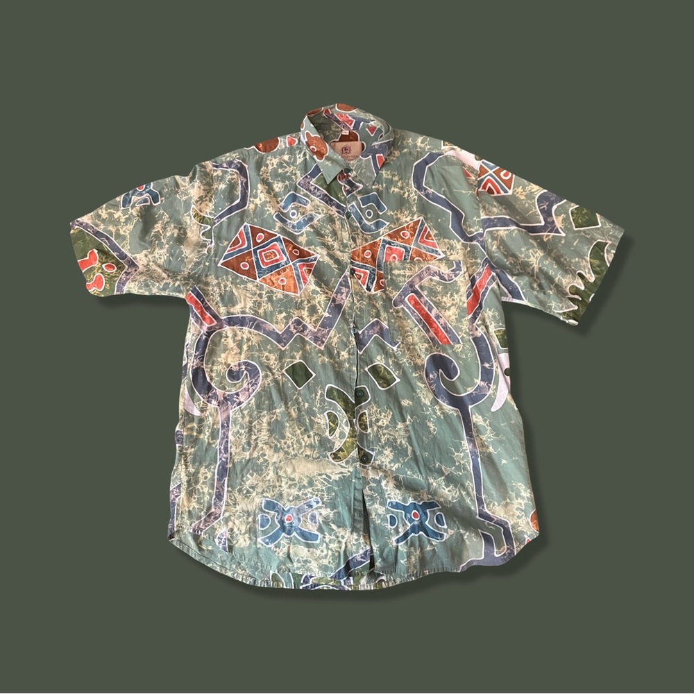 Men’s XL Short Sleeve Button Down